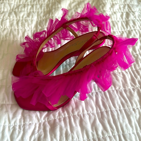 Betsey Johnson SB - Perry Bright Fuschia - Picture 2 of 4